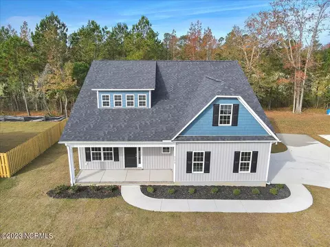 7173 Old Stump Dr SE, Leland, NC 28451