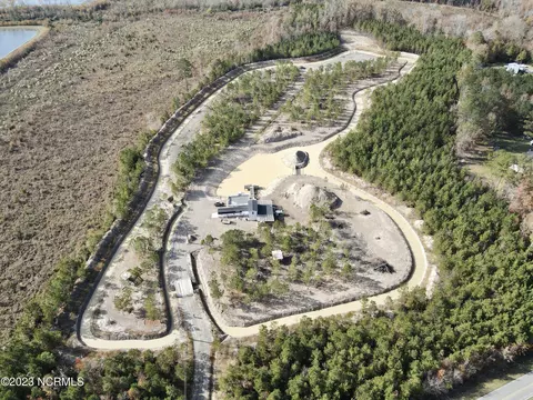 1940 Reason Rd, Williamston, NC 27892