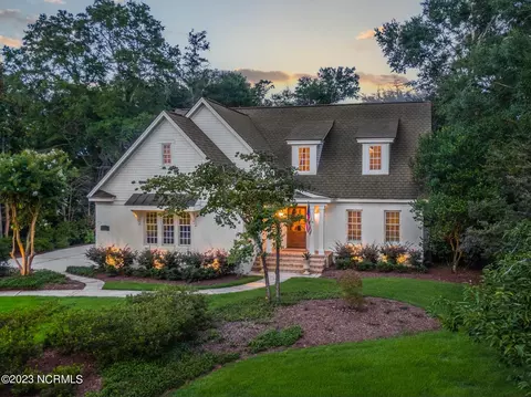 1225 Arboretum Dr, Wilmington, NC 28405