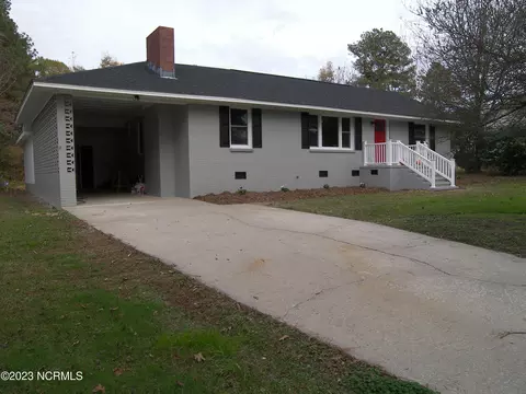 316 N Walnut St, Spring Hope, NC 27882