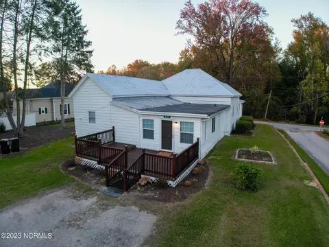 6127 Pine St, Bailey, NC 27807 photo 3