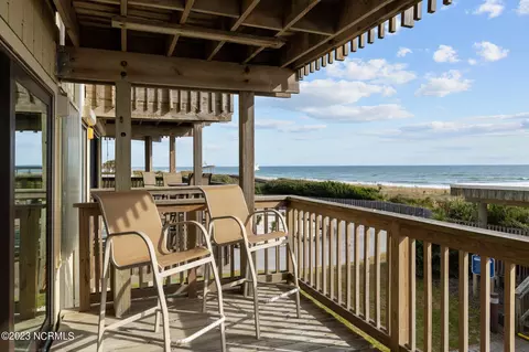 9100 Reed Dr #1106, Emerald Isle, NC 28594