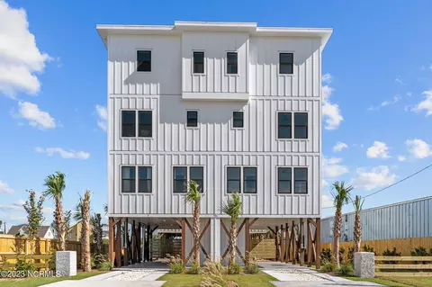 903 Basin Rd #2, Carolina Beach, NC 28428
