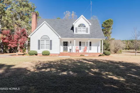 126 Gin House Ln, Magnolia, NC 28453