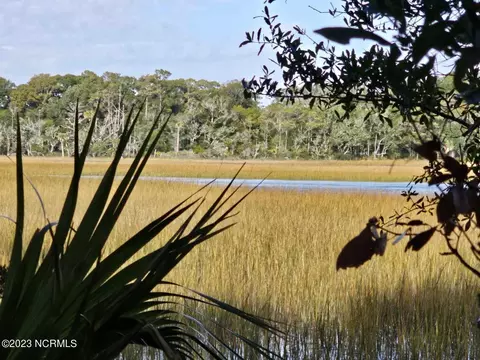 2009 Palmetto Cove Ct, Bald Head Island, NC 28461