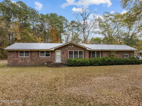 78 Angus Dr, Washington, NC 27889