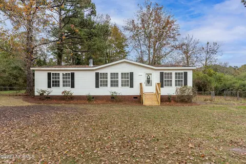 5808 Blue Clay Rd, Castle Hayne, NC 28429