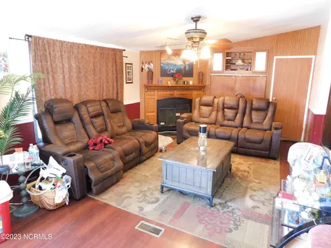 233 Grapevine Dr, Maxton, NC 28364 photo 31