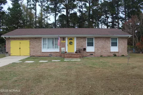 517 Brynn Marr Rd, Jacksonville, NC 28546