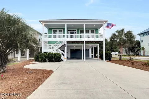 502 S Fourth Ave, Kure Beach, NC 28449
