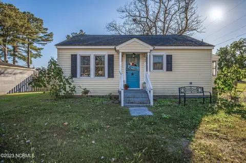 116 Mccoy Ave, Cove City, NC 28523