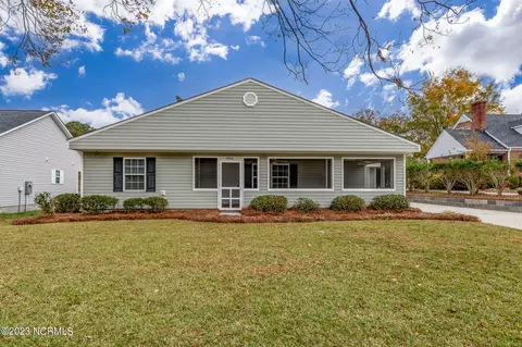 304 W Hargett St, Richlands, NC 28574