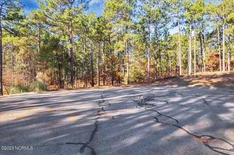 106 Spong Ct, West End, NC 27376