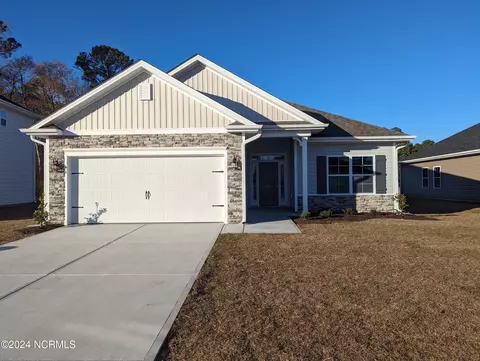 756 Greenwich Pl, Richlands, NC 28574