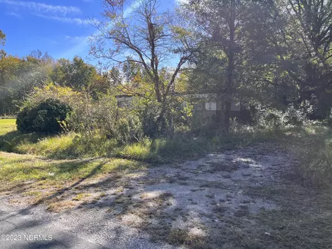 4282 West Rd, Aurora, NC 27806