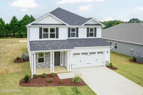 770 Greenwich Pl, Richlands, NC 28574