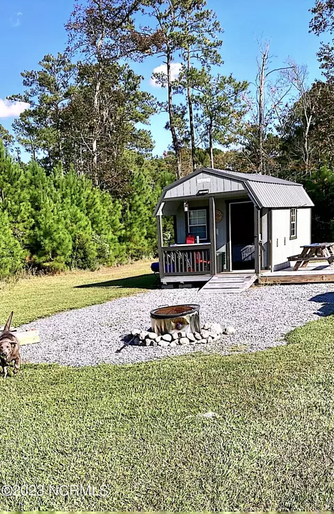 355 Admiral Way, Washington Park, NC 27889