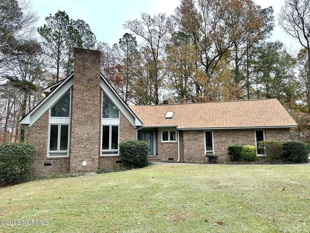 500 Harwood St, Elizabethtown, NC 28337