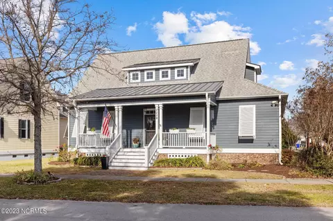 1019 Broad St, Beaufort, NC 28516