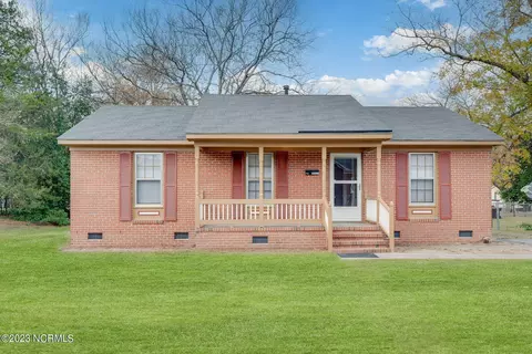 700 Martin Luther King Jr Dr, Tarboro, NC 27886