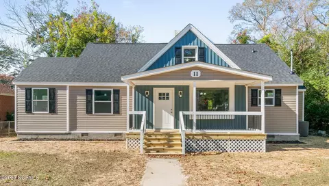 11 Westminister Dr, Jacksonville, NC 28540