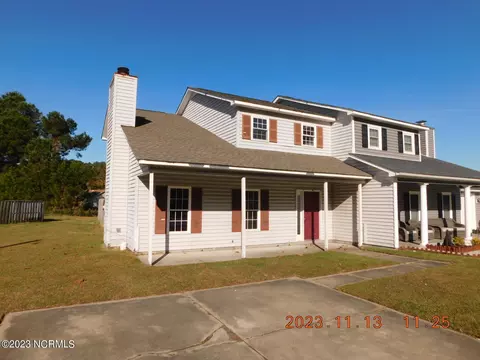 753 Pinewood Dr, Jacksonville, NC 28546