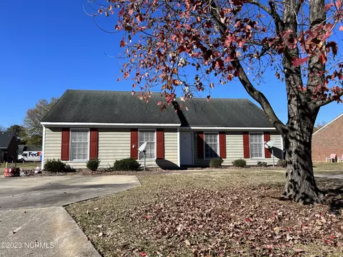 3710 Nealshire Dr NW, Wilson, NC 27896