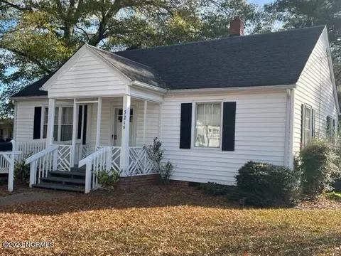 321 S Colony Ave, Ahoskie, NC 27910