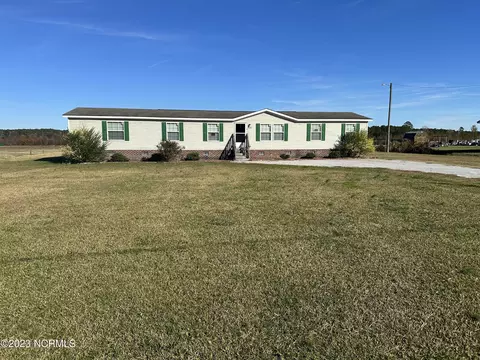 2721 Bailey Rd, Williamston, NC 27892