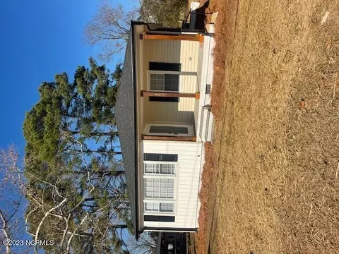 4611 Tyler Rd, Kinston, NC 28504
