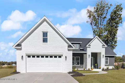 2895 Little Gem Cir, Winterville, NC 28590