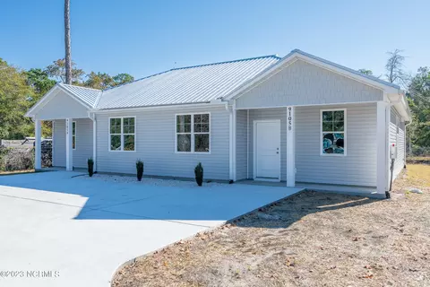 9105 Beach Dr SW, Calabash, NC 28467