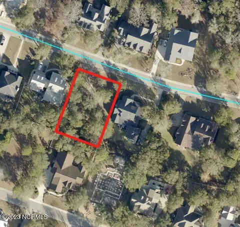 6223 Pebble Shore Ln, Southport, NC 28461
