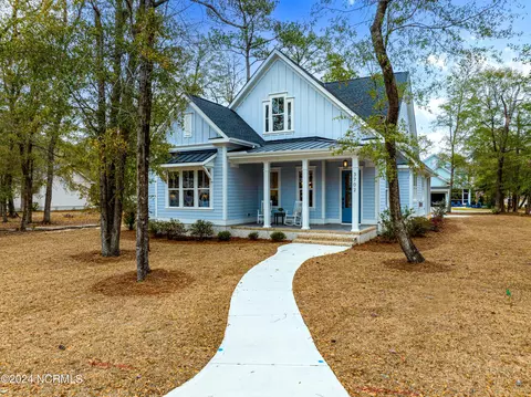 3702 Barnesmore Dr, Castle Hayne, NC 28429