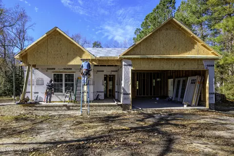505 Hollywood Blvd, Havelock, NC 28532