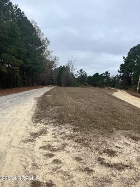 340 Short Branch Ln, Carthage, NC 28327