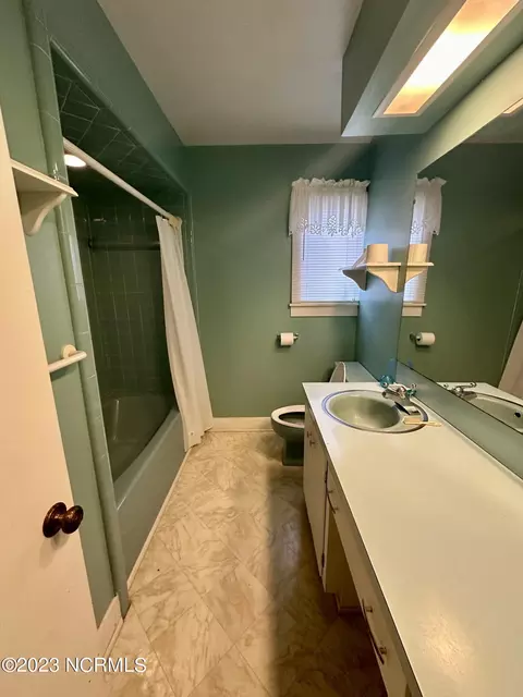704 E Main St, Aulander, NC 27805 photo 18