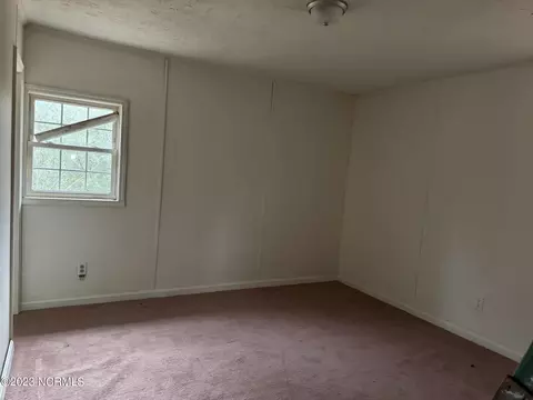 152 Mccoy Dr, Hoffman, NC 28347 photo 8