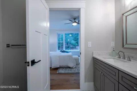 Bath - 3 Torrey Pines Pl, Pinehurst, NC 28374 photo 3 of 8