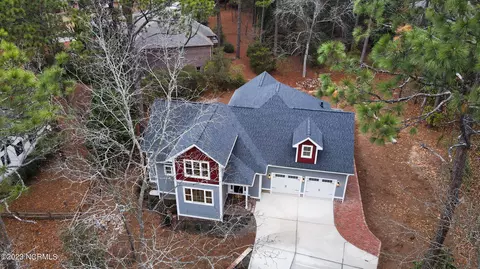 Exterior - 3 Torrey Pines Pl, Pinehurst, NC 28374 photo 3 of 6