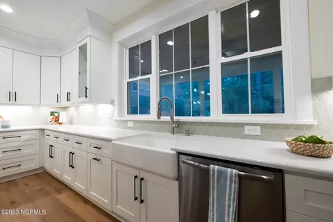 Kitchen - 3 Torrey Pines Pl, Pinehurst, NC 28374 photo 5 of 6