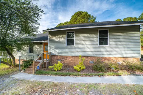 405 Rolling Rd, Wilmington, NC 28405