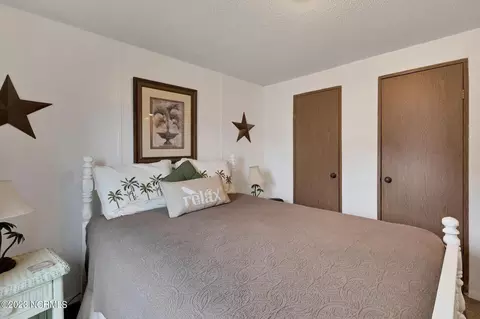 956 Hillview Dr, Hampstead, NC 28443 photo 16