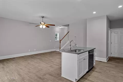 334 Smith St, Vass, NC 28394 photo 9