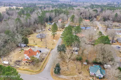 334 Smith St, Vass, NC 28394 photo 16