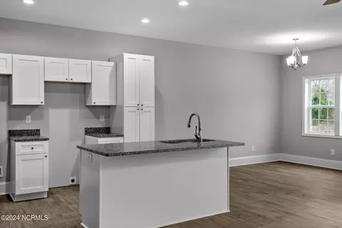 334 Smith St, Vass, NC 28394 photo 6