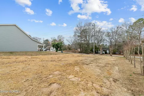 334 Smith St, Vass, NC 28394 photo 32