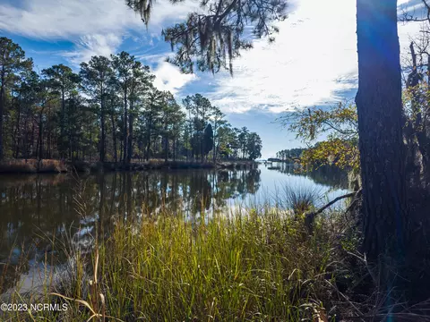 65 Tarpon Pointe Rd, Bath, NC 27808 photo 8