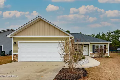 204 Church Hill Ct, New Bern, NC 28562