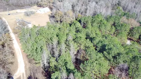 229 Martha D Florence Ln, Warsaw, NC 28398